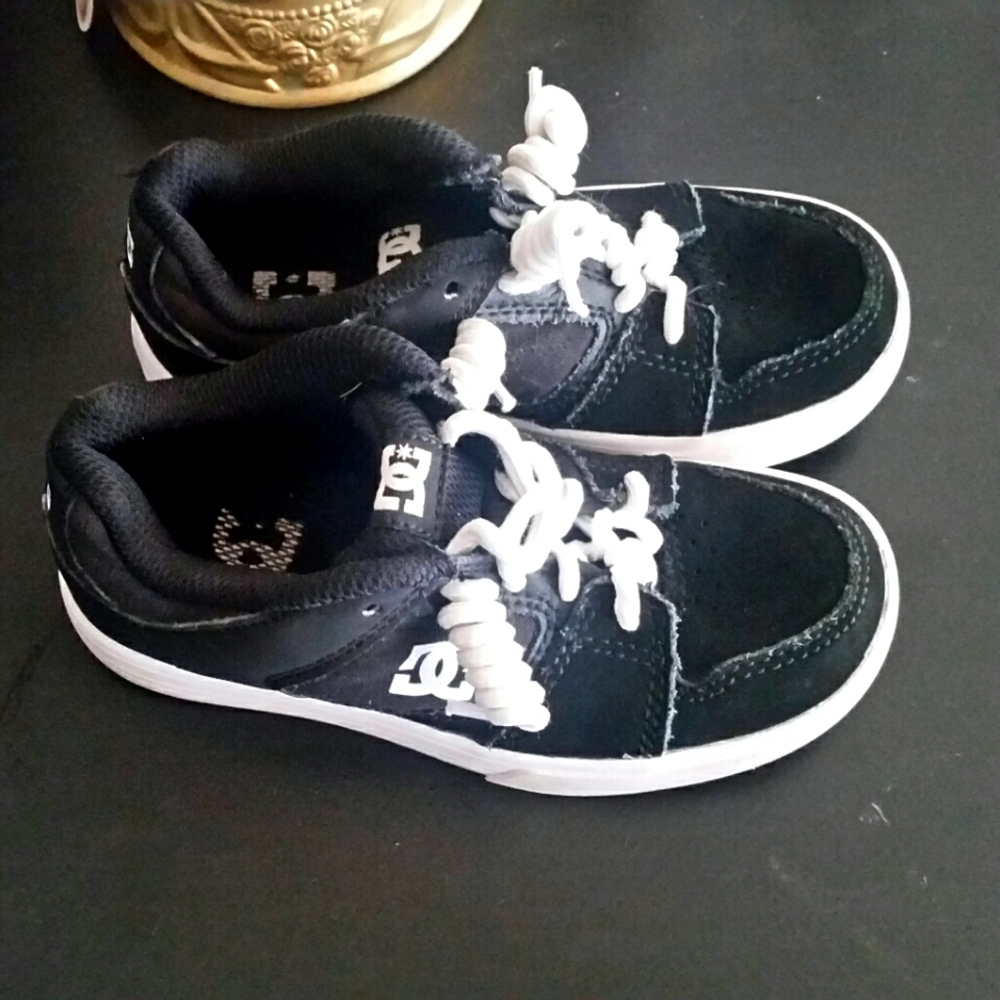 Toddler DC shoes